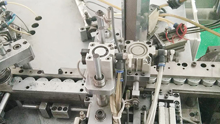 先進(jìn)的設(shè)備，嚴(yán)格的生產(chǎn)標(biāo)準(zhǔn)|品質(zhì)放心